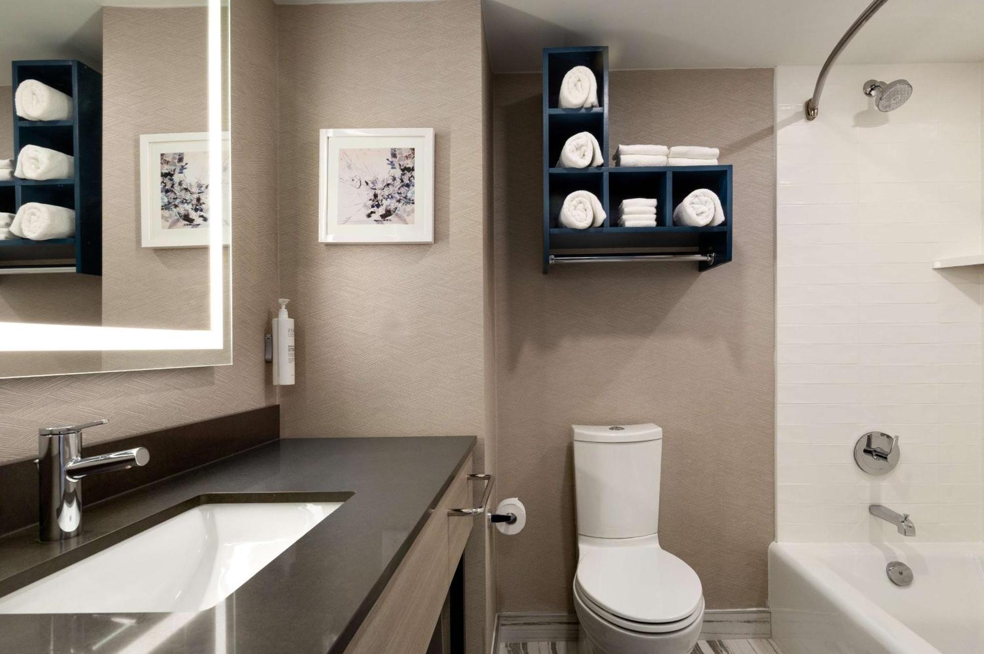 Hampton Inn By Hilton Napanee Greater Napanee Екстериор снимка
