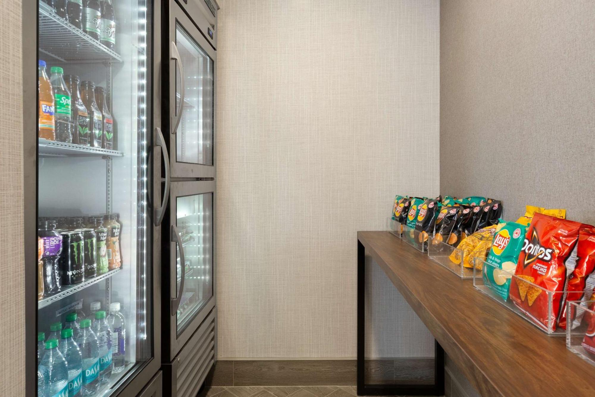 Hampton Inn By Hilton Napanee Greater Napanee Екстериор снимка